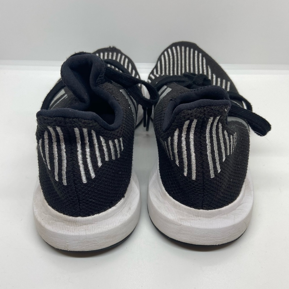 Adidas Shoes - Picture 5 of 8
